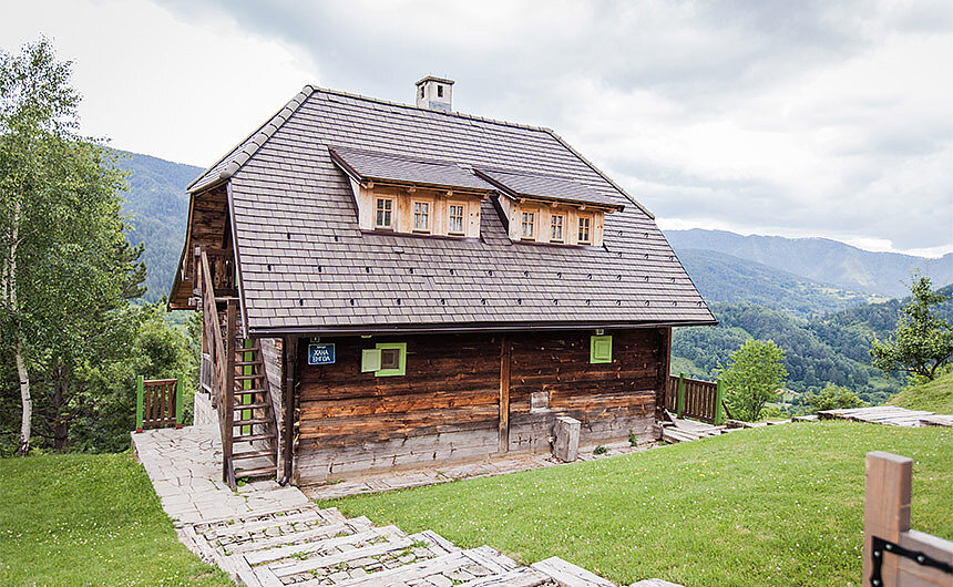 Retreat on Mecavnik